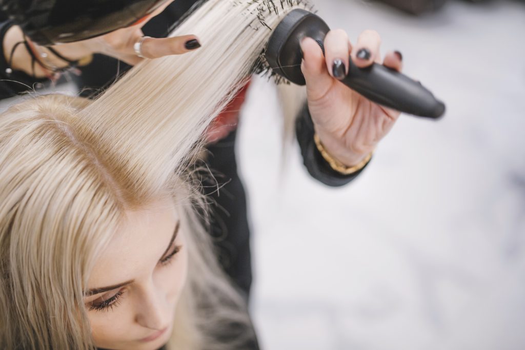 Wedding hairstylist