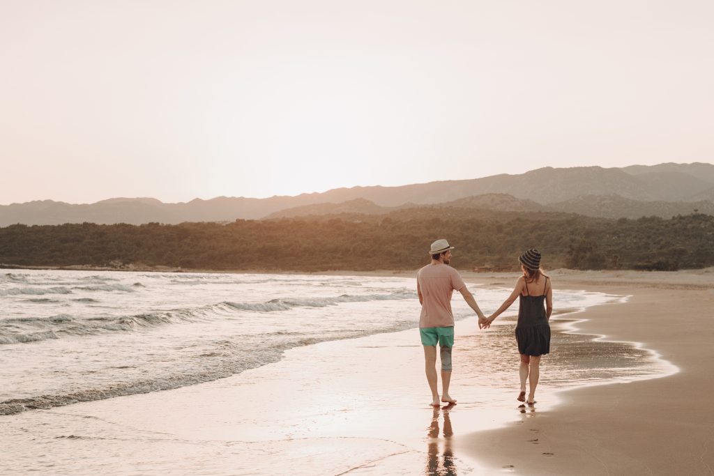 Honeymoon On A Budget featured