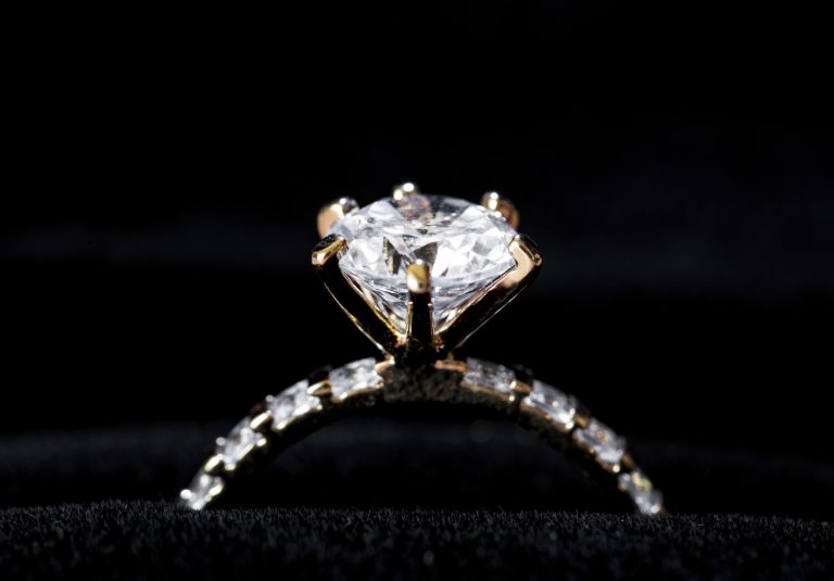 how to care for your diamond ring centrepiece